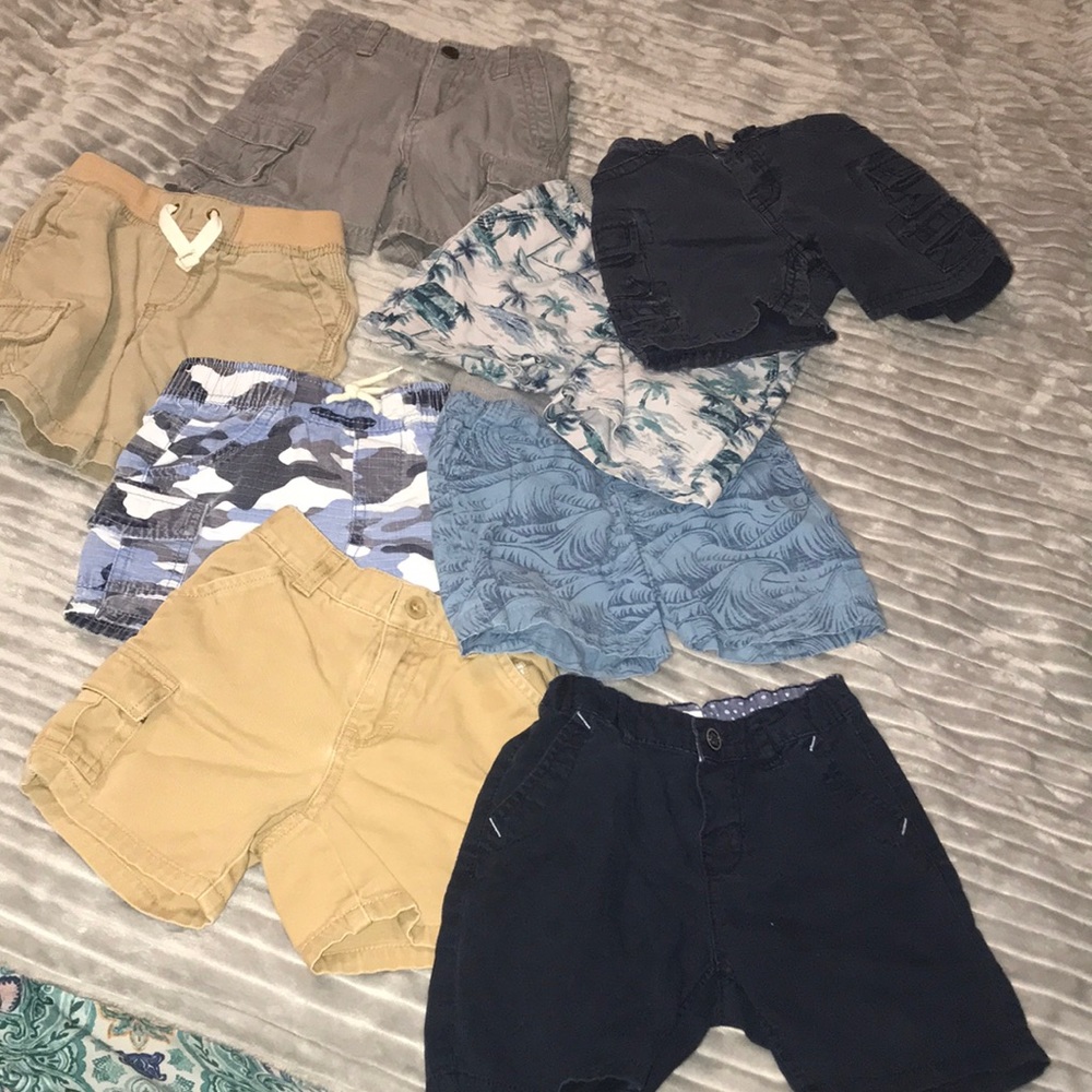 Bundle of 18 months toddler boy shorts